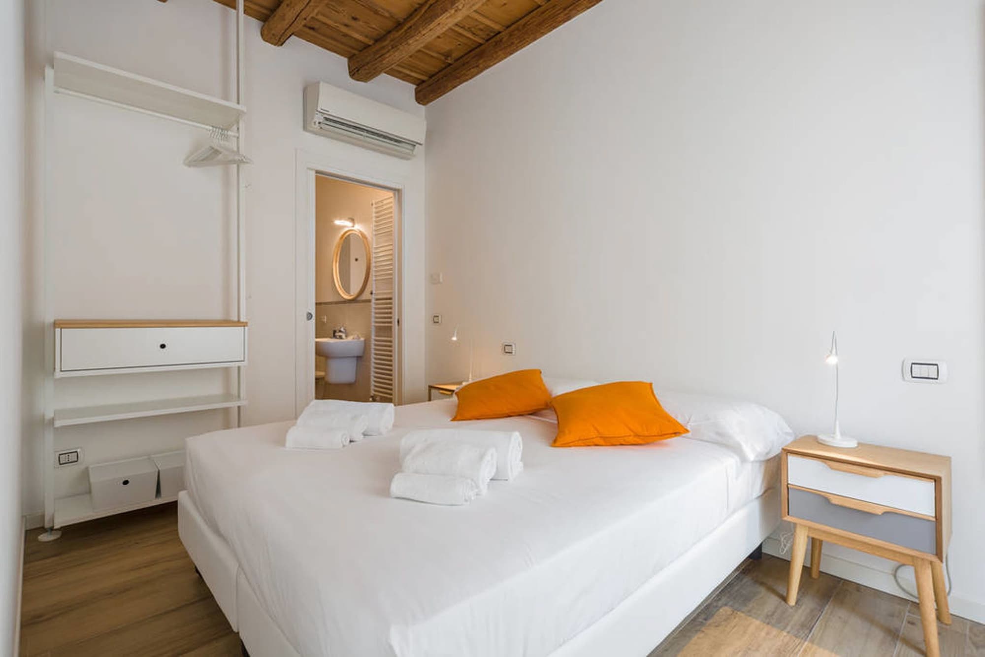 Фото Truly Verona