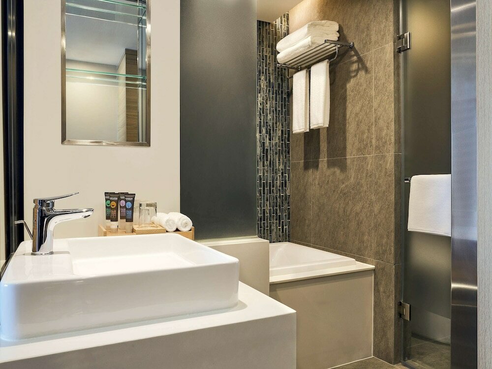 Фото Novotel Hanoi Thai Ha