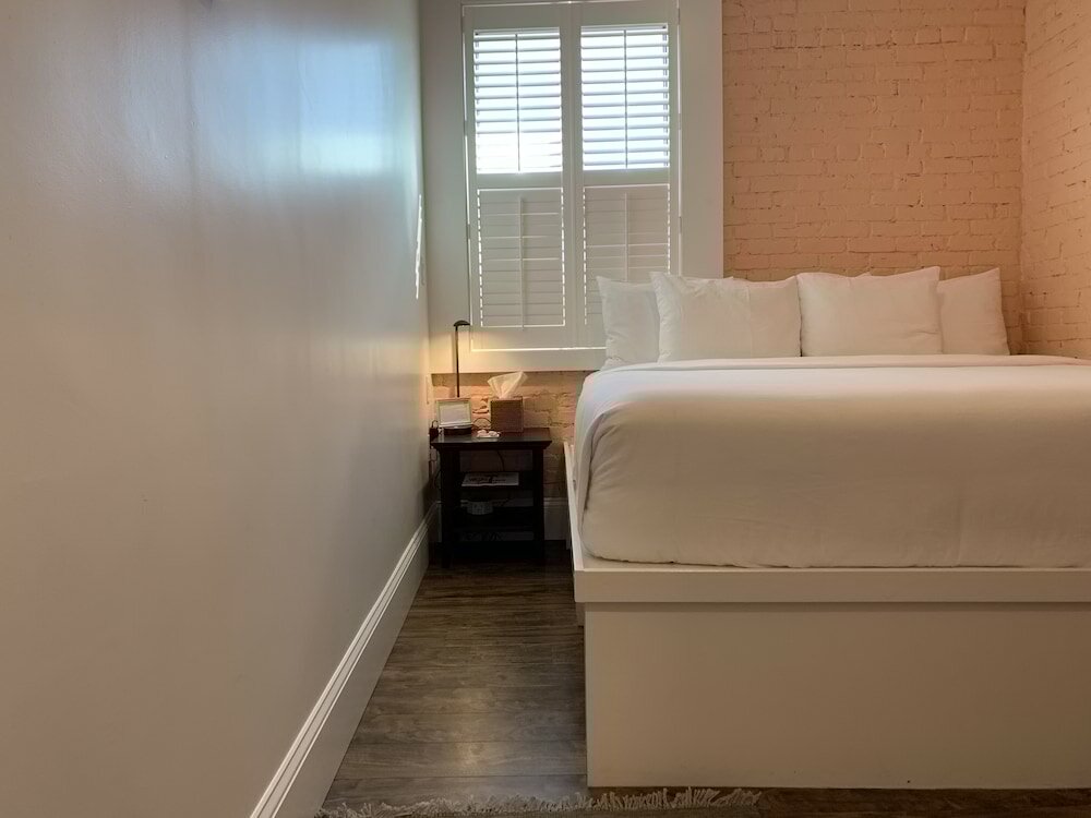 Фото The Cabot Lodge