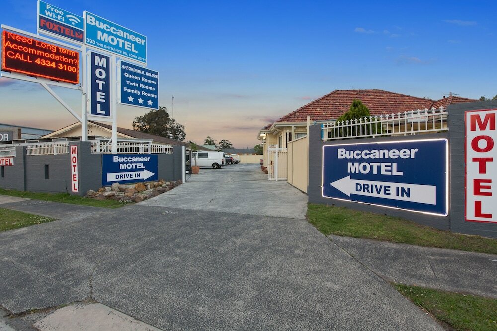 Фото Buccaneer Motel