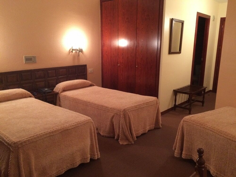 Фото Hotel Folch