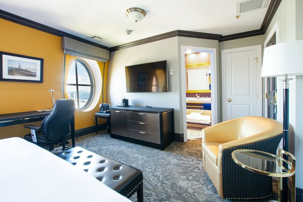 Фото Отель Clarendon