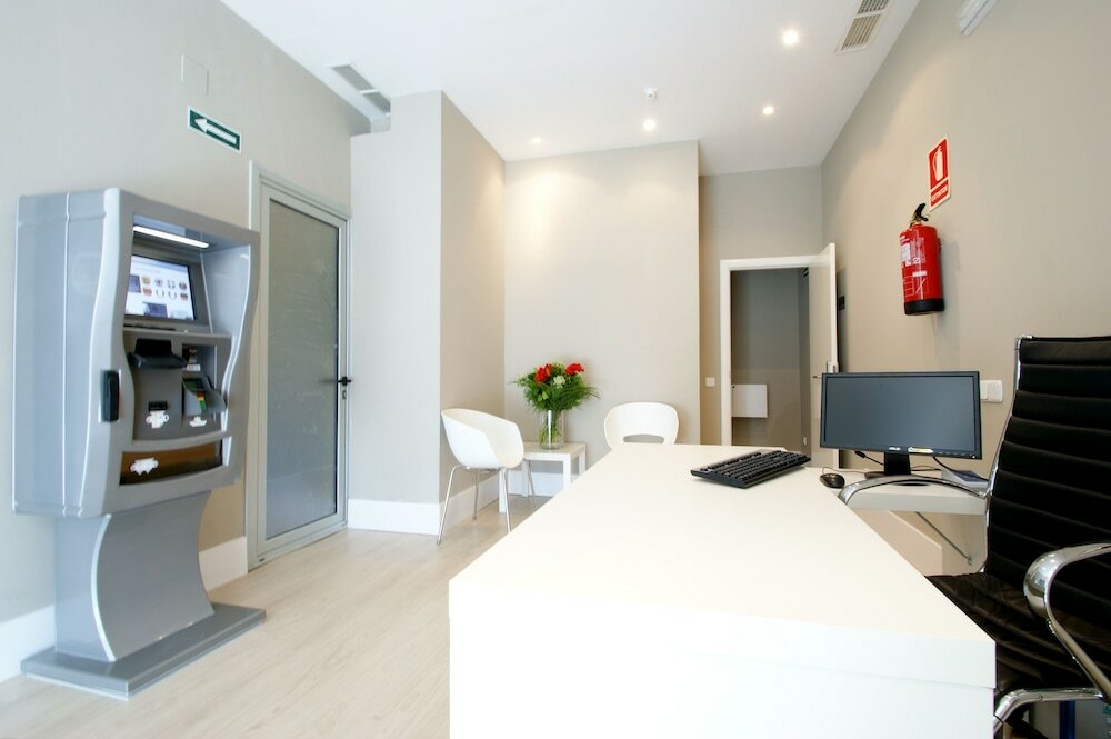 Фото Hostal Express