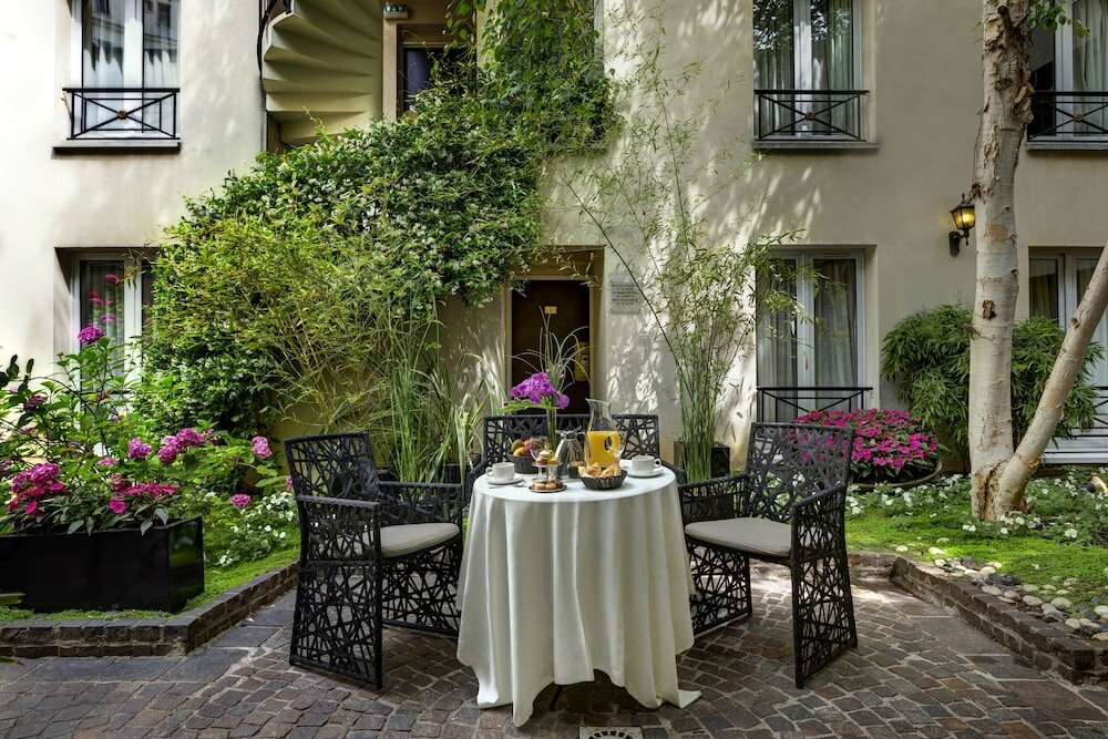 Фото Le Patio Bastille