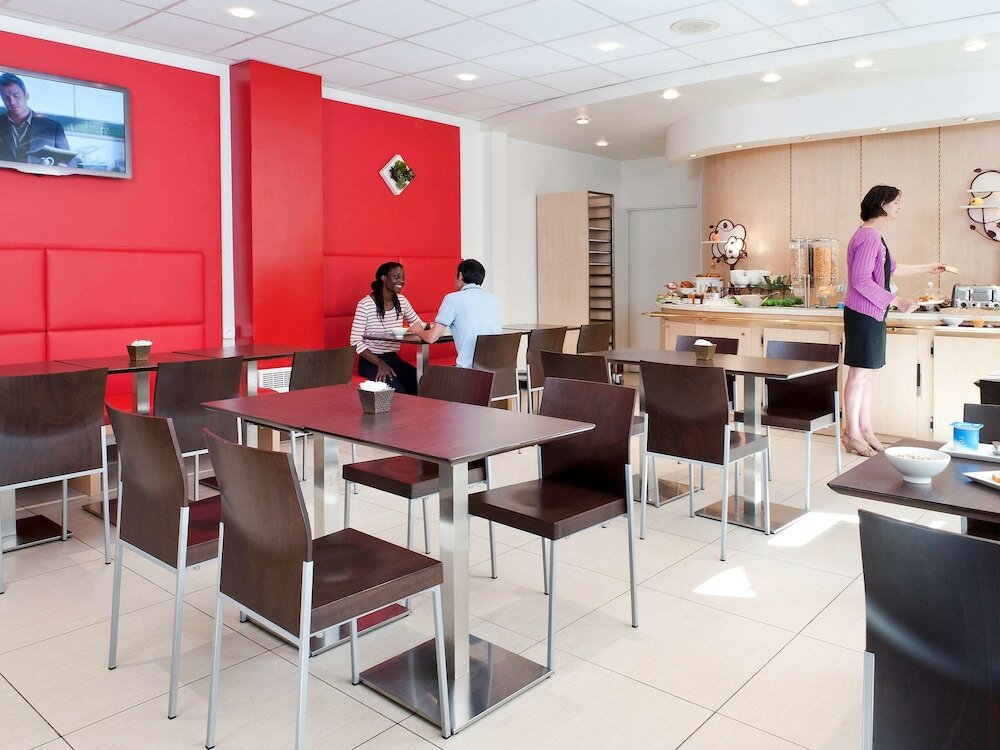 Фото ibis Paris Ornano Montmartre North 18th