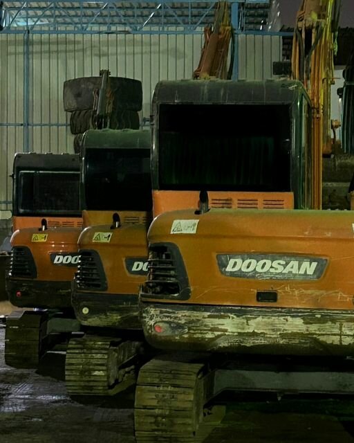 Construction equipment and machinery Ali Alhammami Used Heavy Equipment & Spare Parts Trading, Sharjah, photo