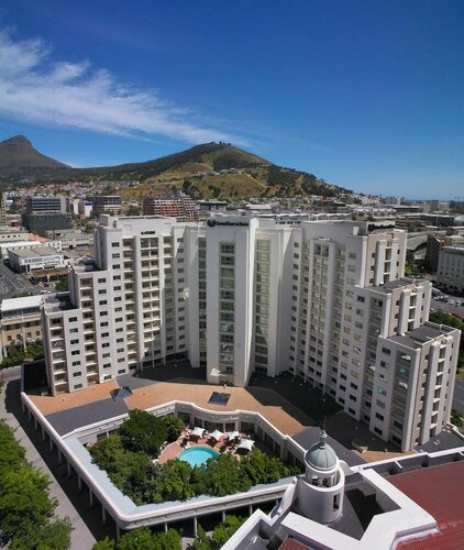 Гостиница Southern Sun Waterfront Cape Town в Кейптауне
