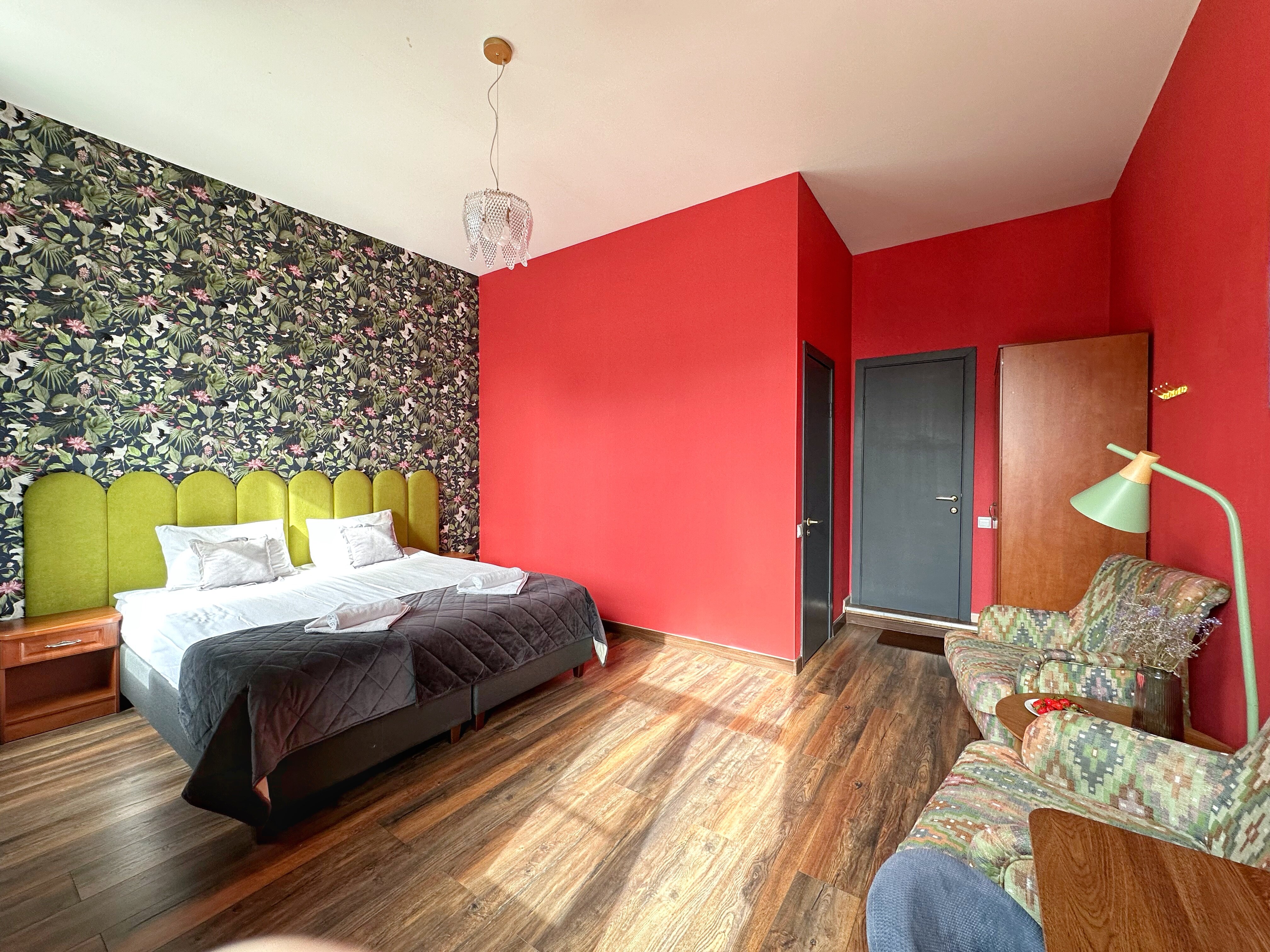 Фото Laika на Грибоедова