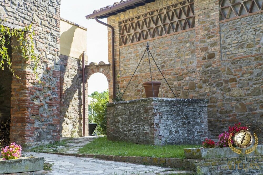 Фото Villa Petrarvella