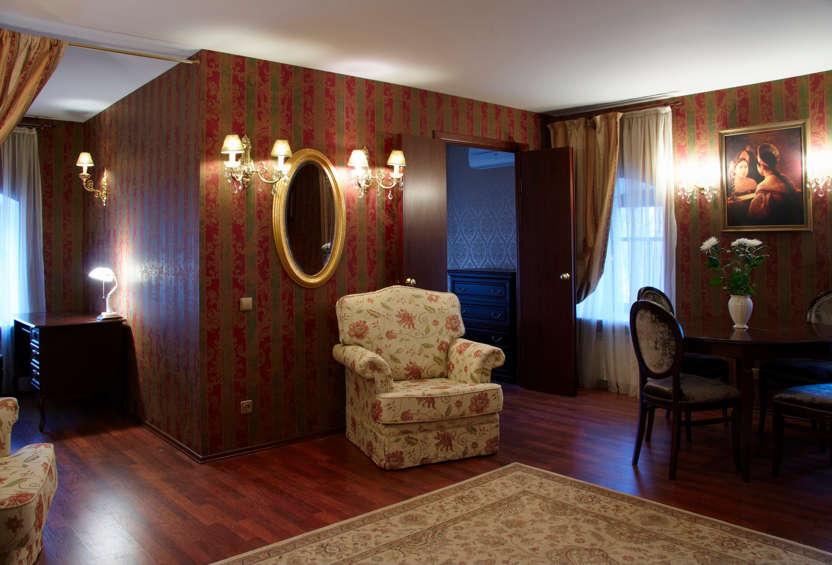 Фото Бутик-апартаменты Покровка 9а