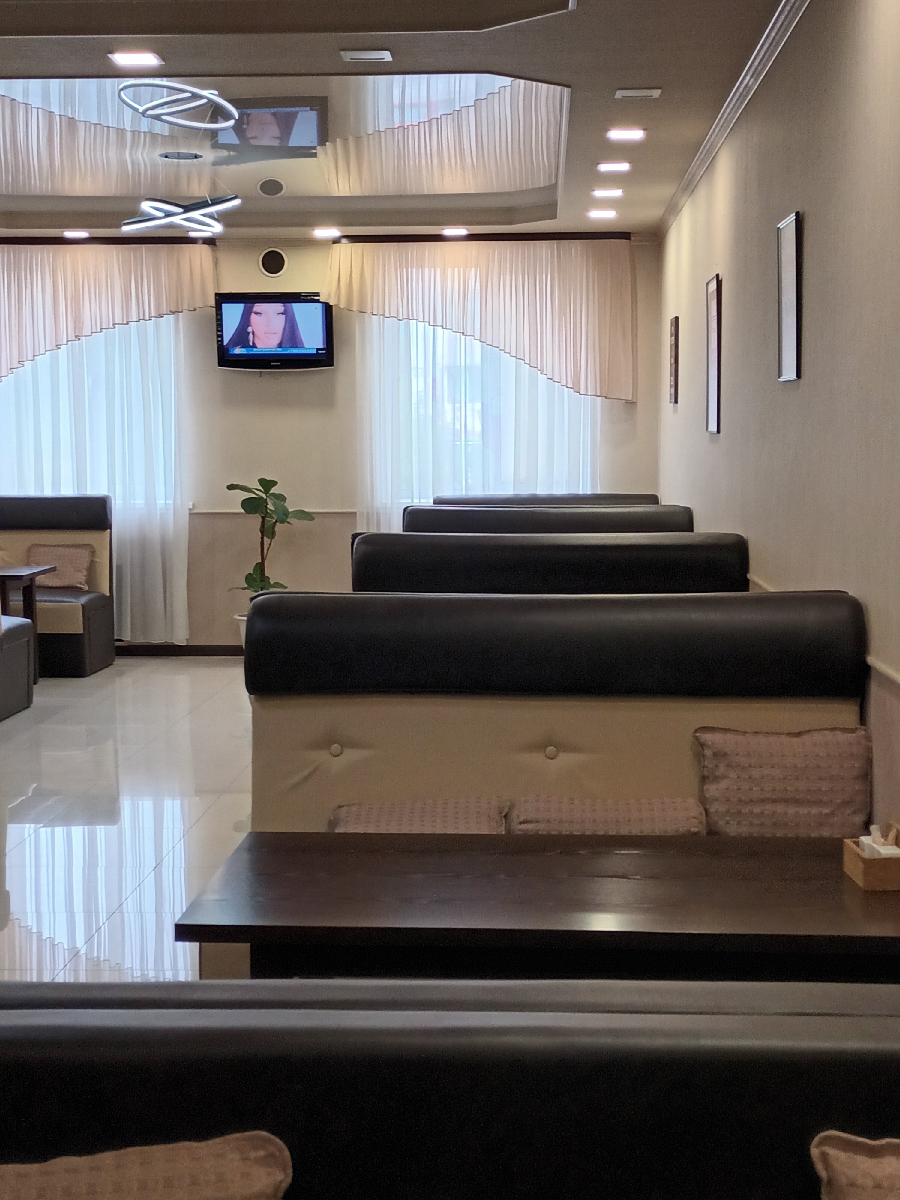 Фото Business Hotel