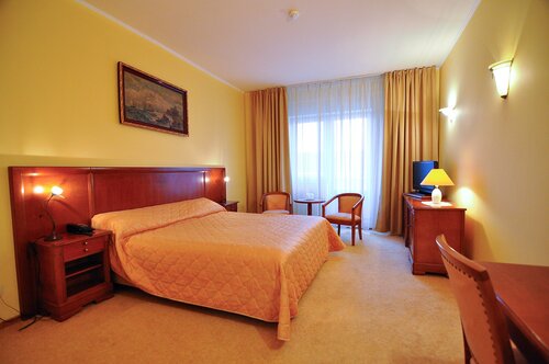 Гостиница Hotel Maxim в Орадя