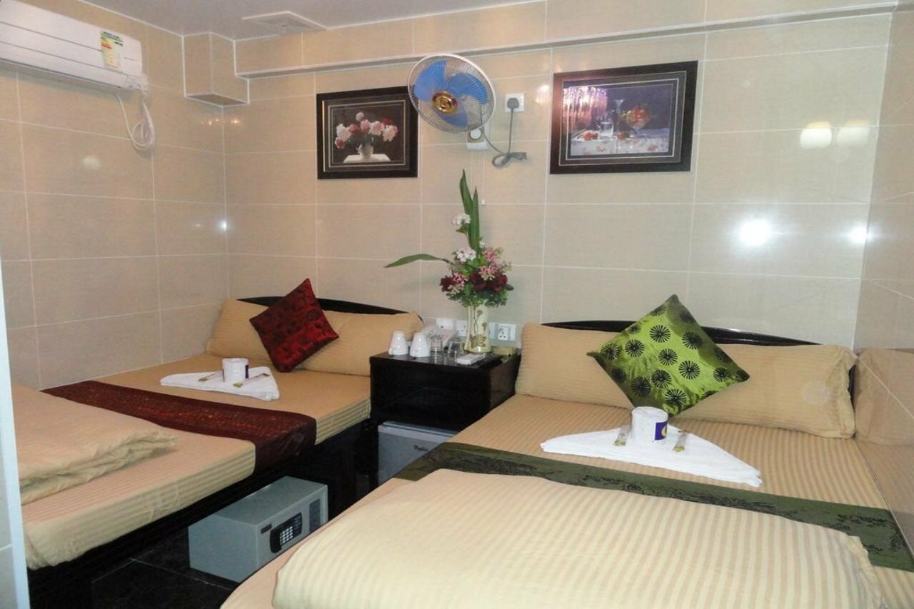 Фото Dhillon Hotel - Hostel