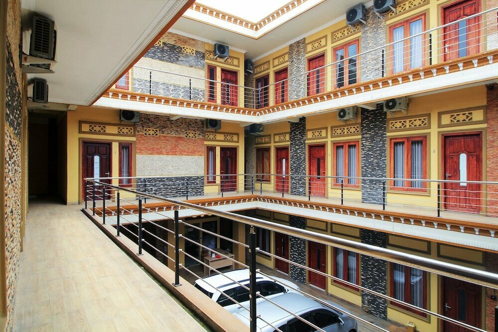 Hotel Oyo 179 68 Residence, Surabaya, photo