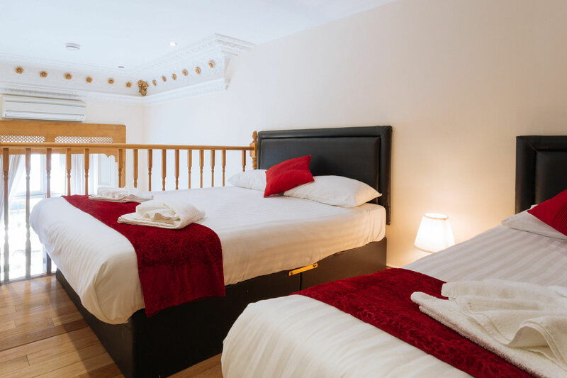 Апартаменты London Plaza Serviced Apartments в Лондоне