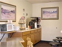 Фото Super 8 by Wyndham Raton