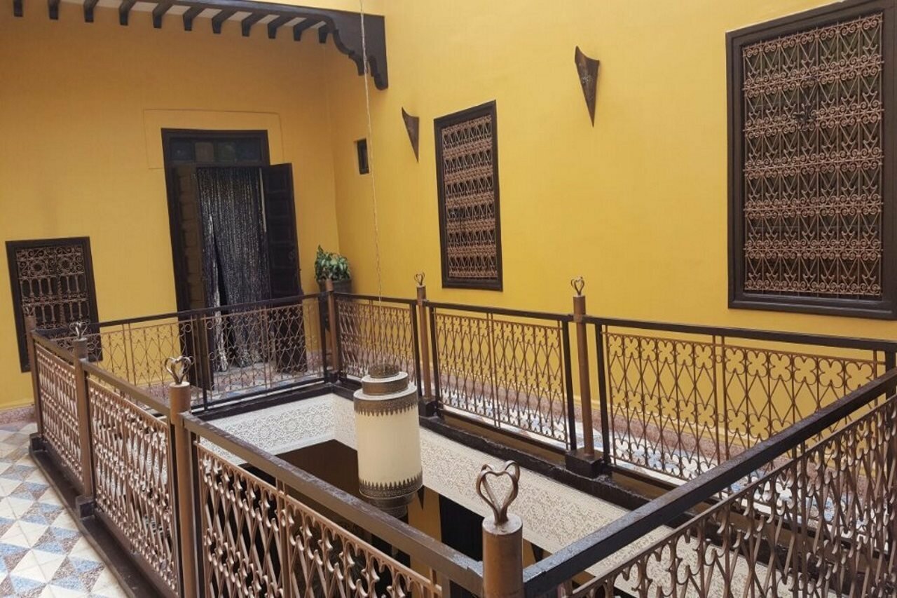 Фото Riad Sacr