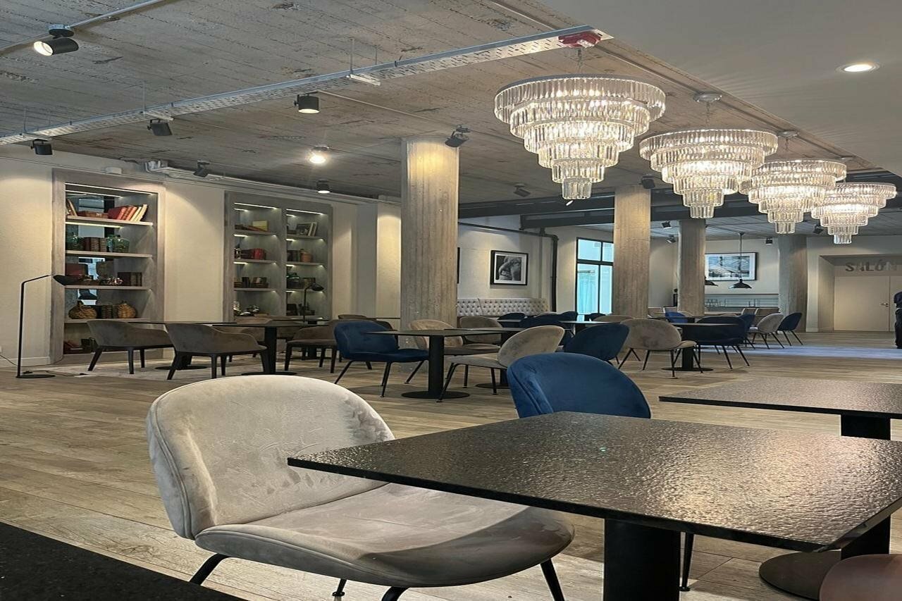 Фото Efe Hotel & Cowork