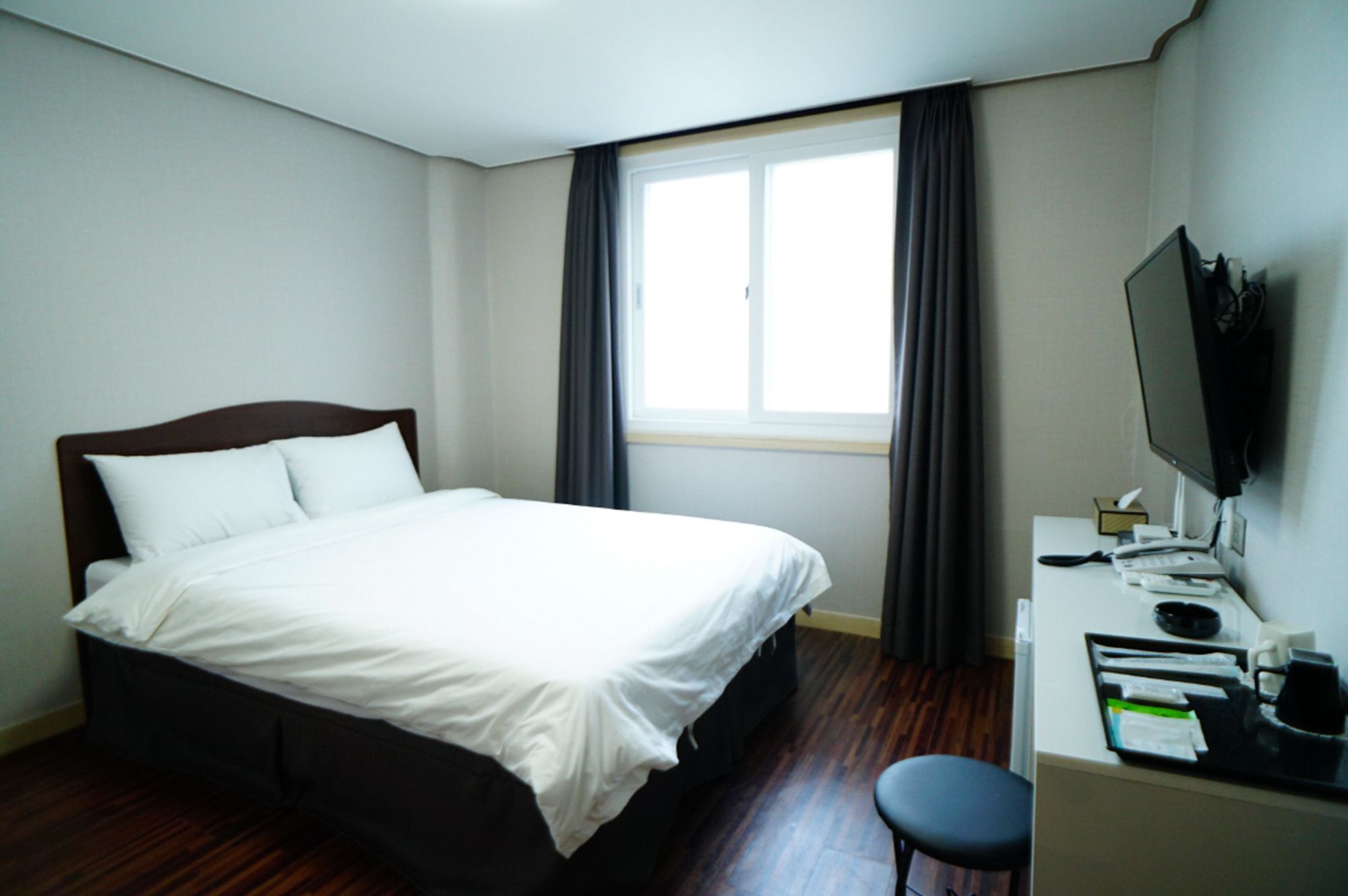 Фото Jeju Ora Stay Hotel