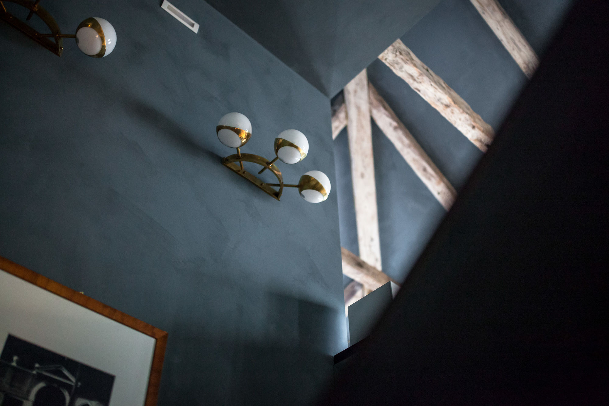 Фото Liassidi Wellness Suites