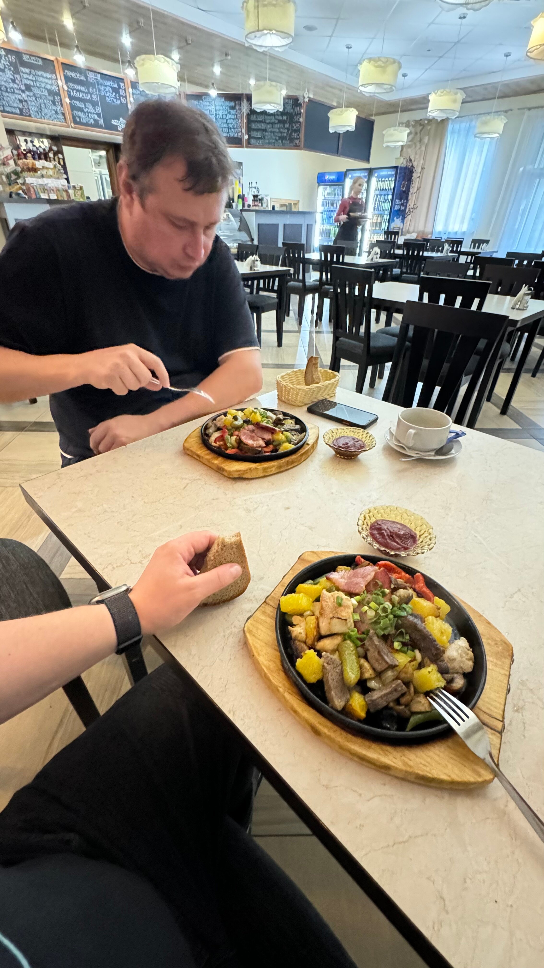 Фото Сутэро