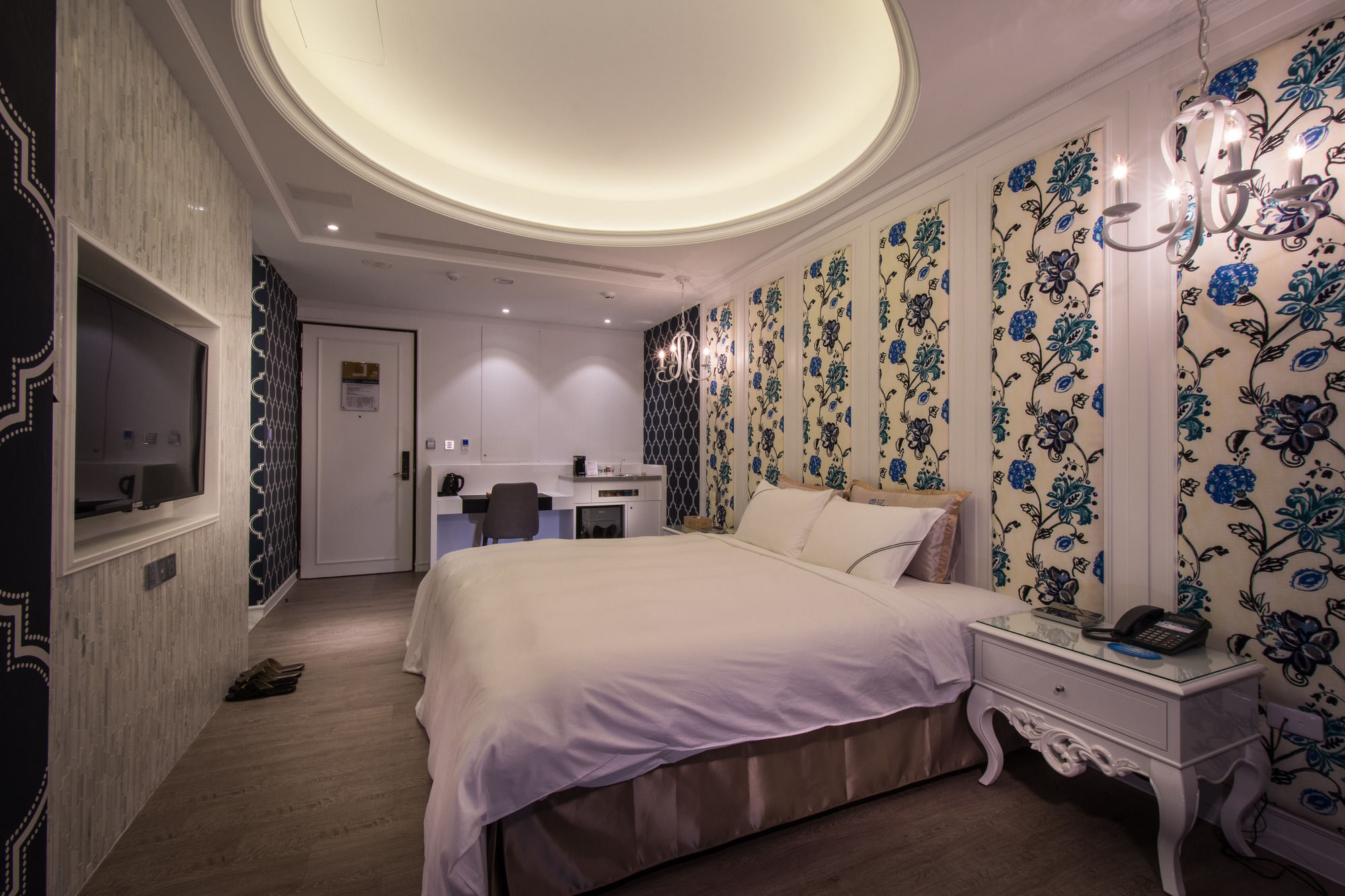 Фото Uher Luxury Resort & Hotel