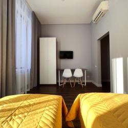 Фото Демократ на 9й Советской