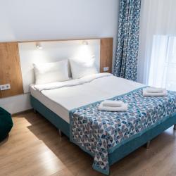 Фото Точка Запятая