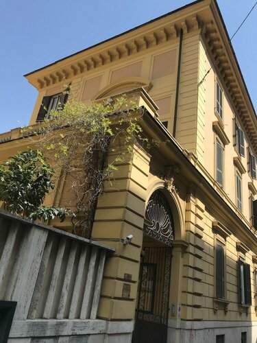 Гостиница Youroom Abruzzi в Риме