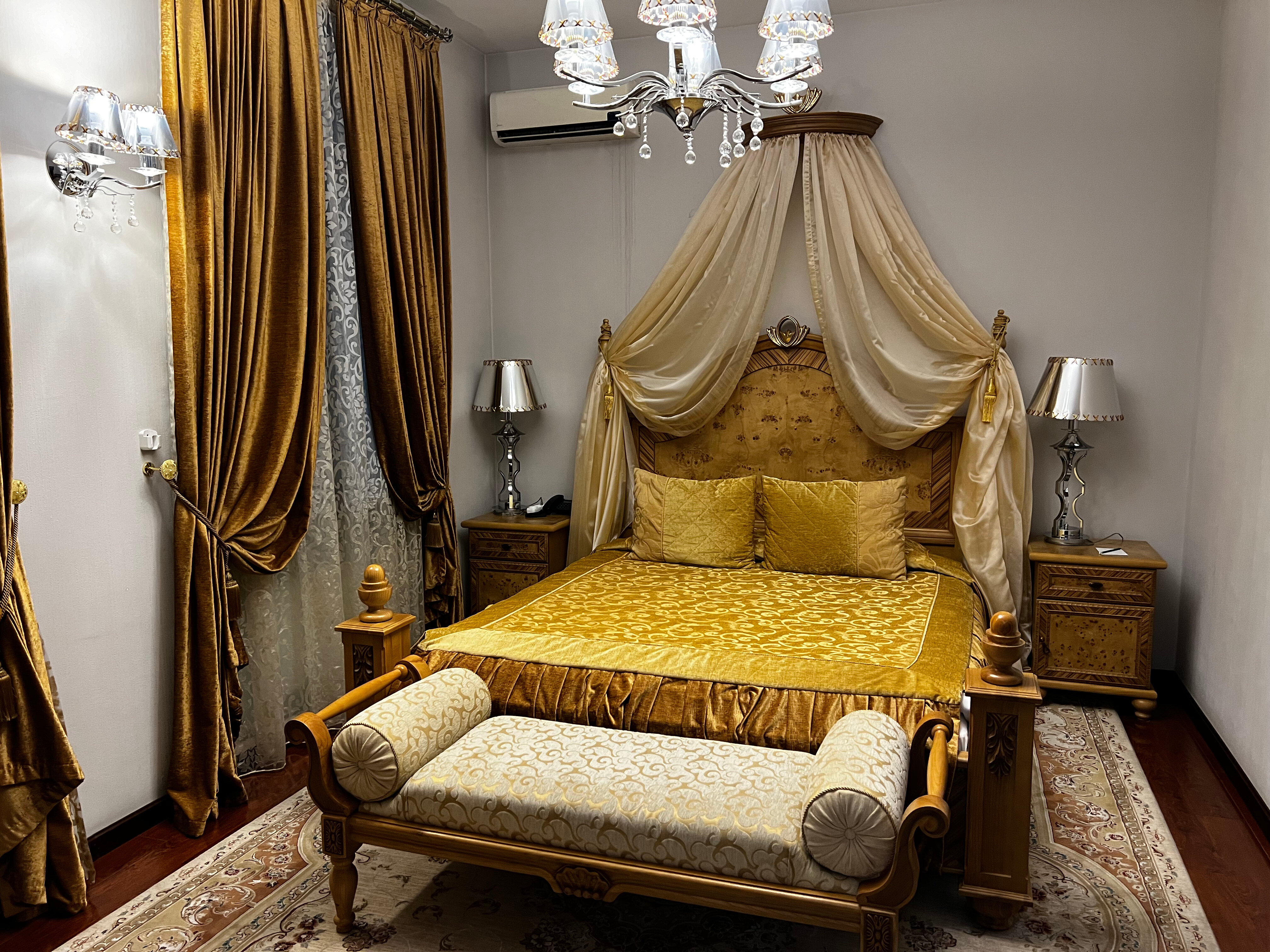 Фото Ichan Qala Premium Class Hotel