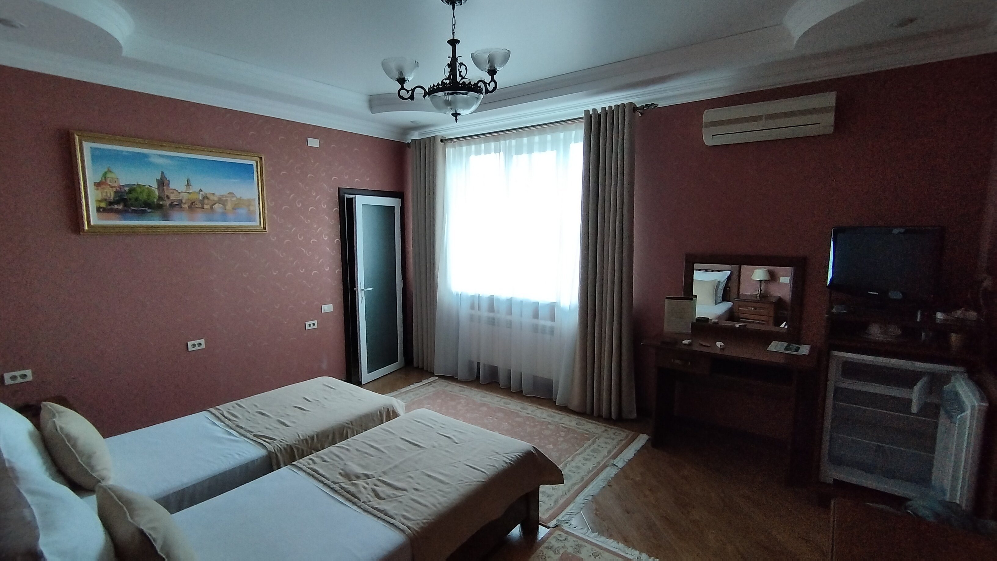 Фото Нальчик Холл