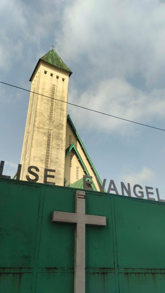 Protestant church Eec, Douala, photo