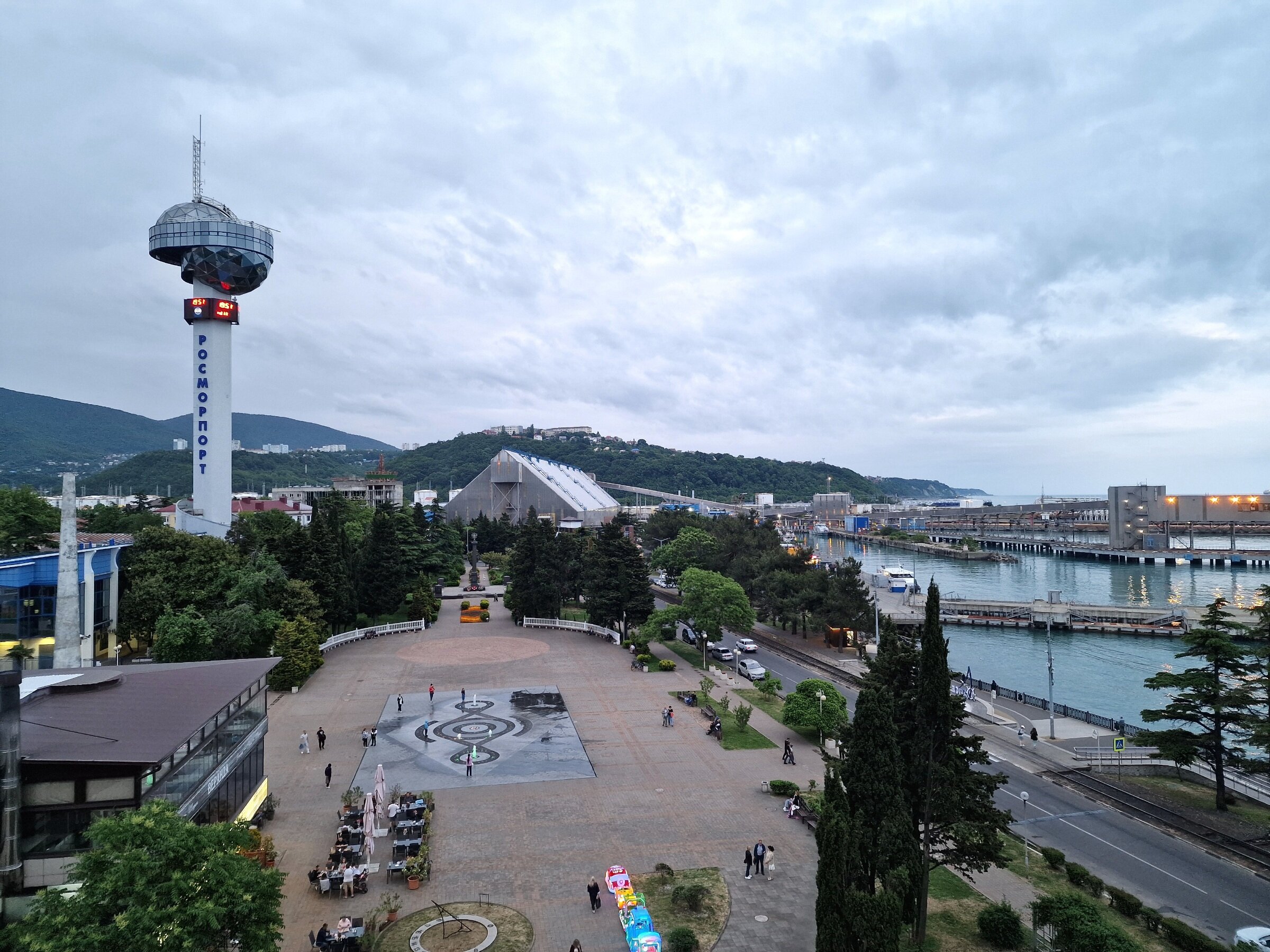 Фото Каравелла