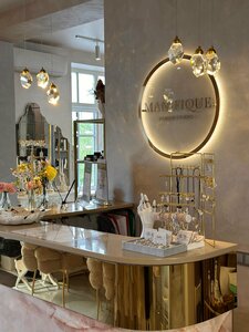 Manifique (Velikiy Novgorod, Sofiyskaya Side District, Chernyakhovskogo Street, 14), salón de belleza