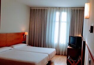 Фото Отель Onix Rambla