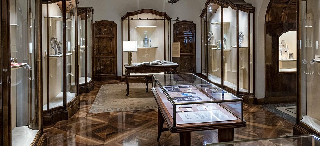 متجر مجوهرات بولغاري ، جدة، صورة