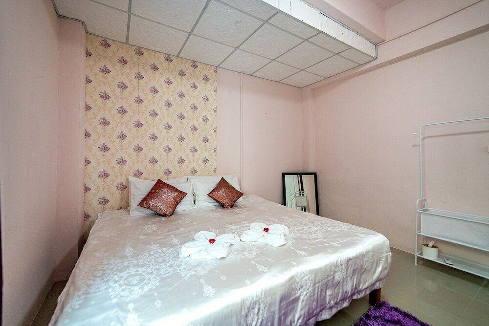 Фото Private Guesthouse Great Location - Jg