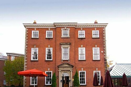 Гостиница Premier Inn Stockport Central в Стокпорте