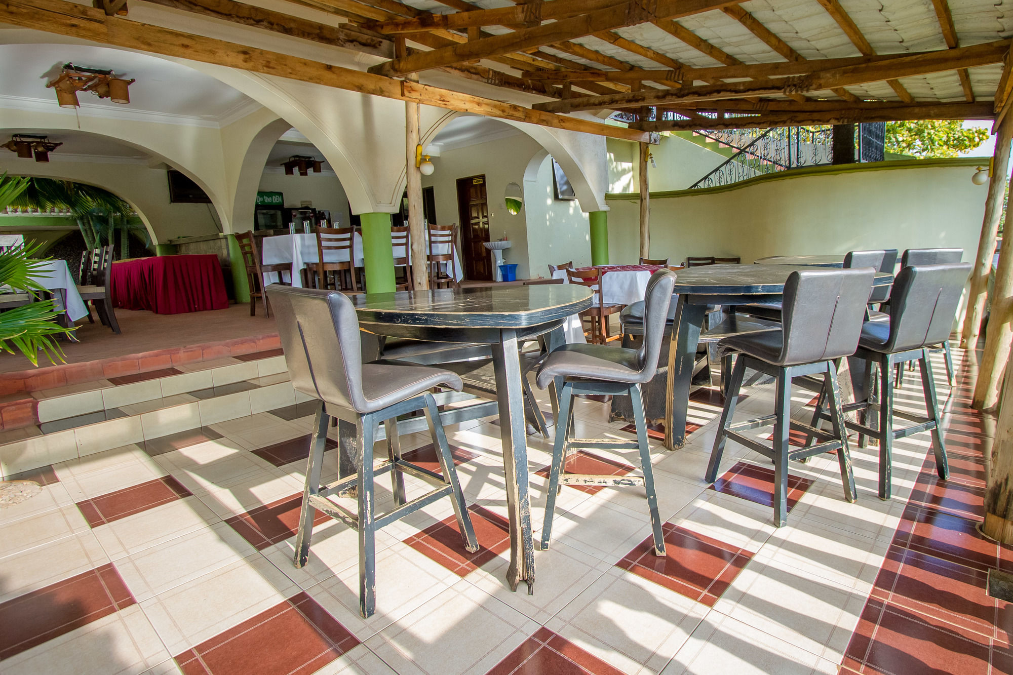 Фото Arch Apartments