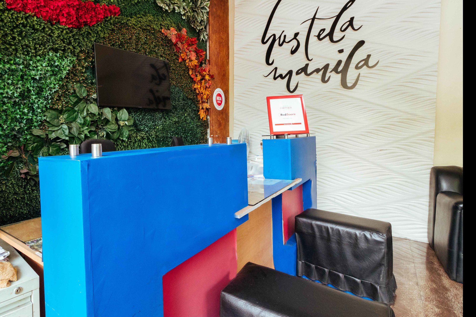 Фото RedDoorz near Quirino Station