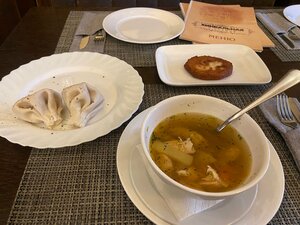 U Kremlya (Blagoveshchenskaya Street, 2), cafe