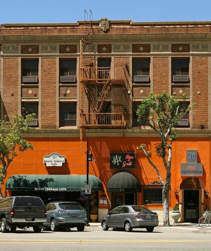 Гостиница Brand Plaza Hotel в Глендейле