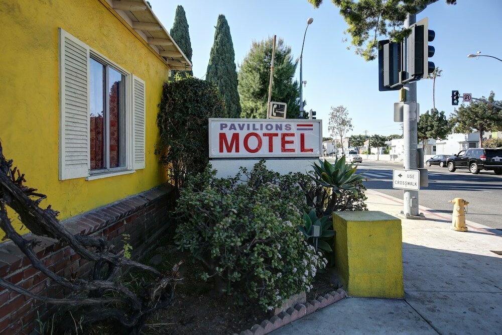 Фото Pavilions Motel