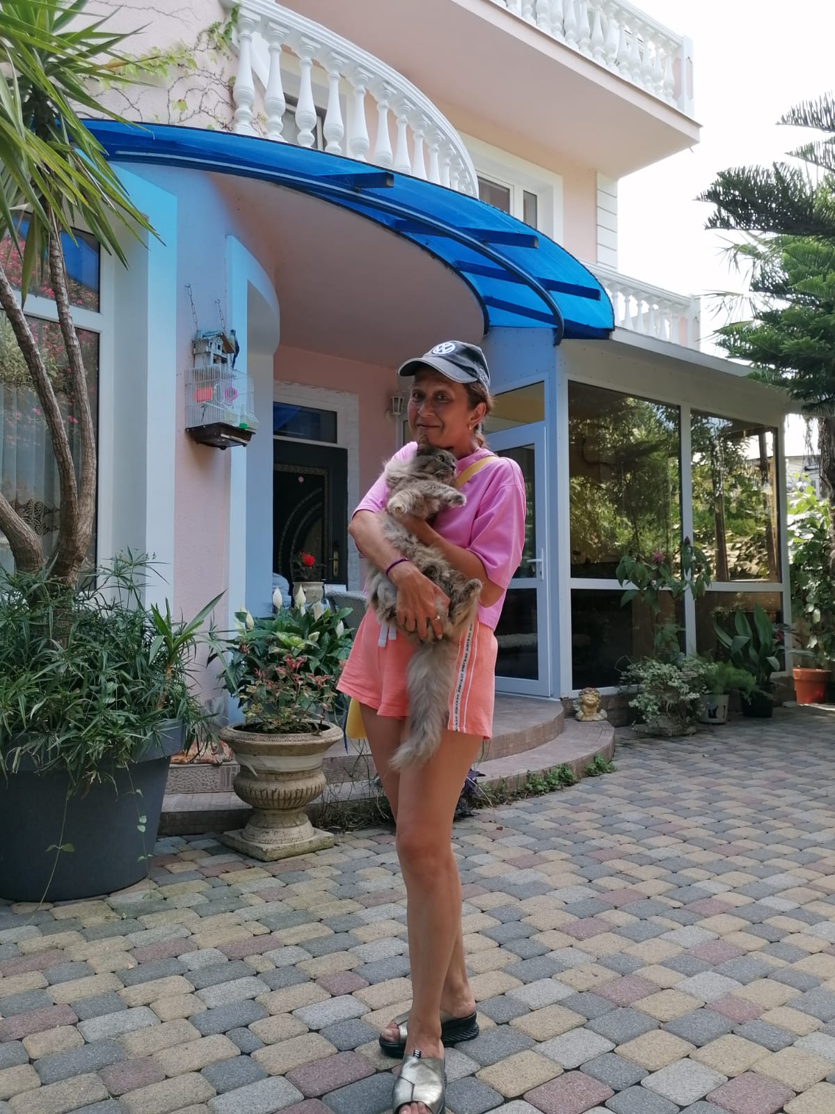 Фото Милана