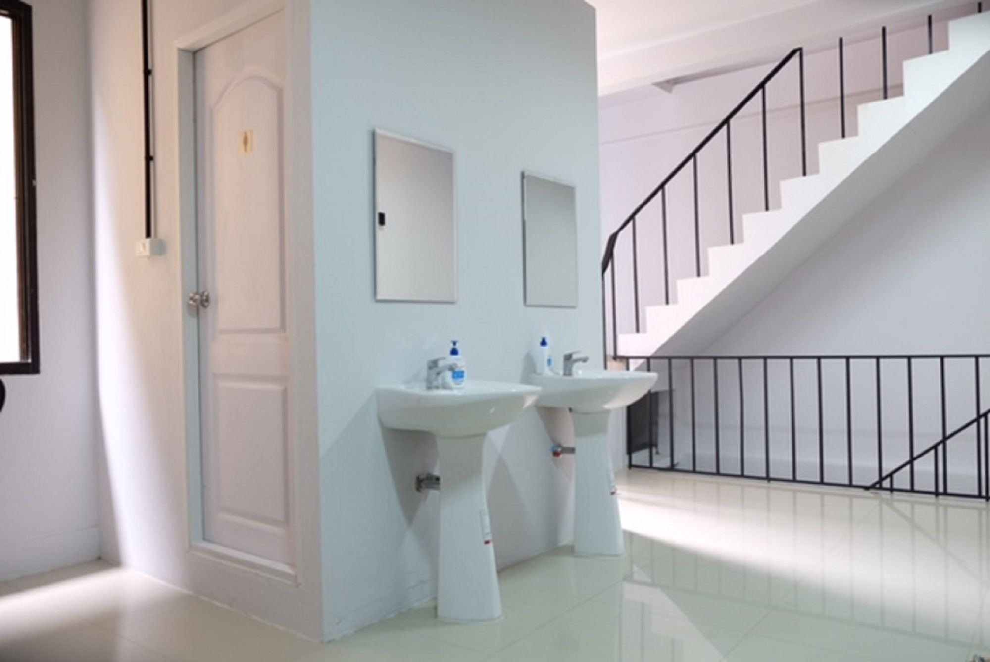 Фото Backpack Station - Hostel