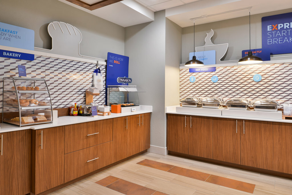 Фото Holiday Inn Express Early, an Ihg Hotel