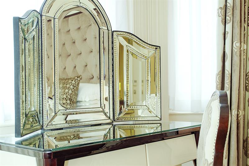 Фото The Apartments by The Sloane Club