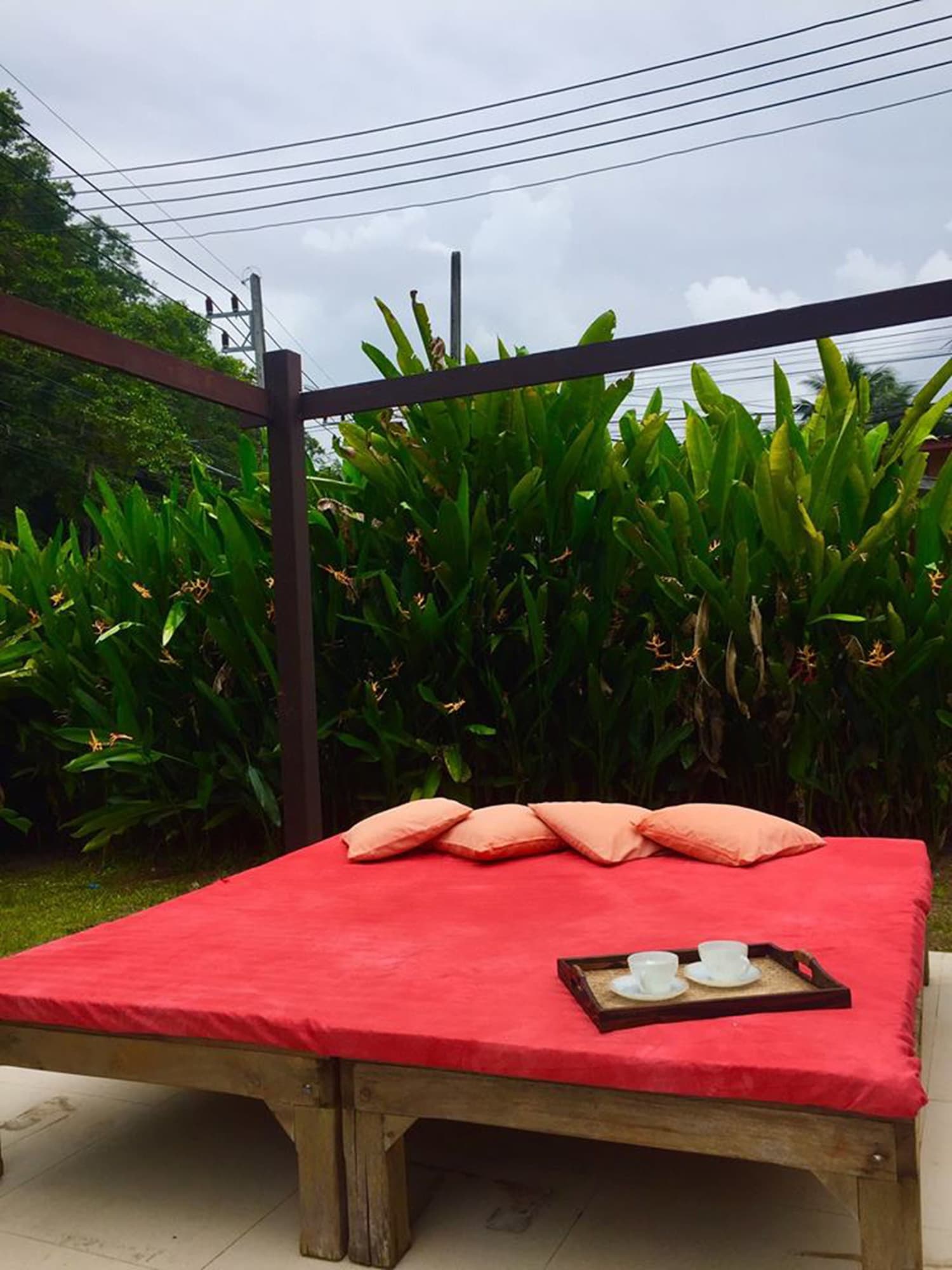 Фото V Valley Resort