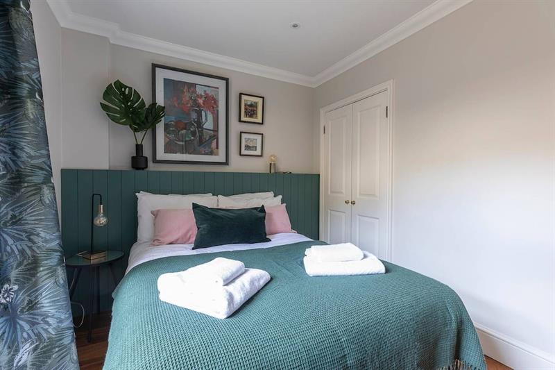 Фото Altido Beautiful 2 bed apt in Mayfair, close to Tube