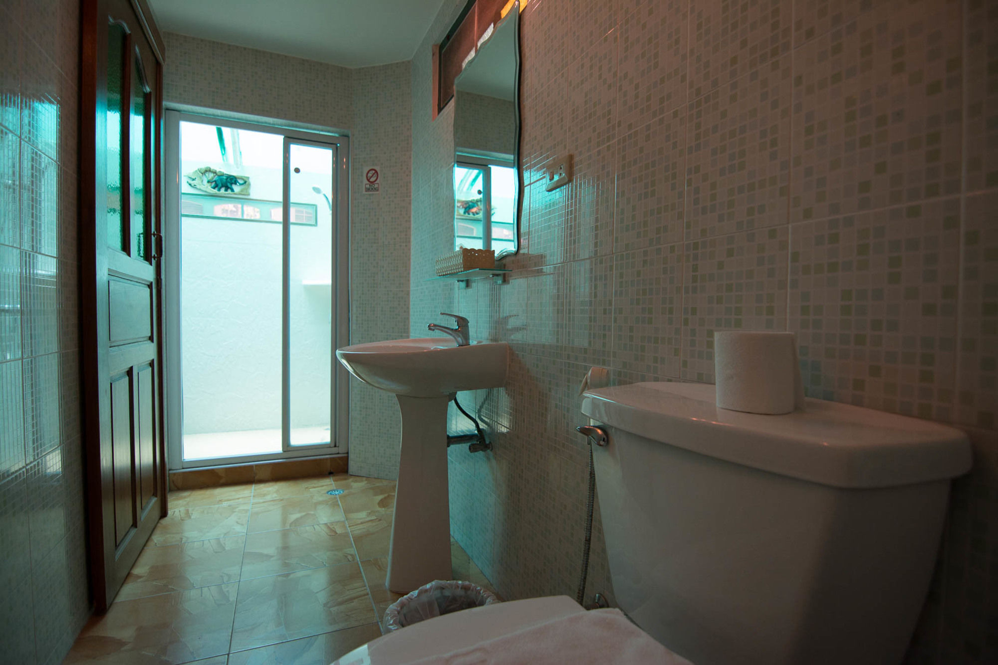 Фото Samsen Sam Place